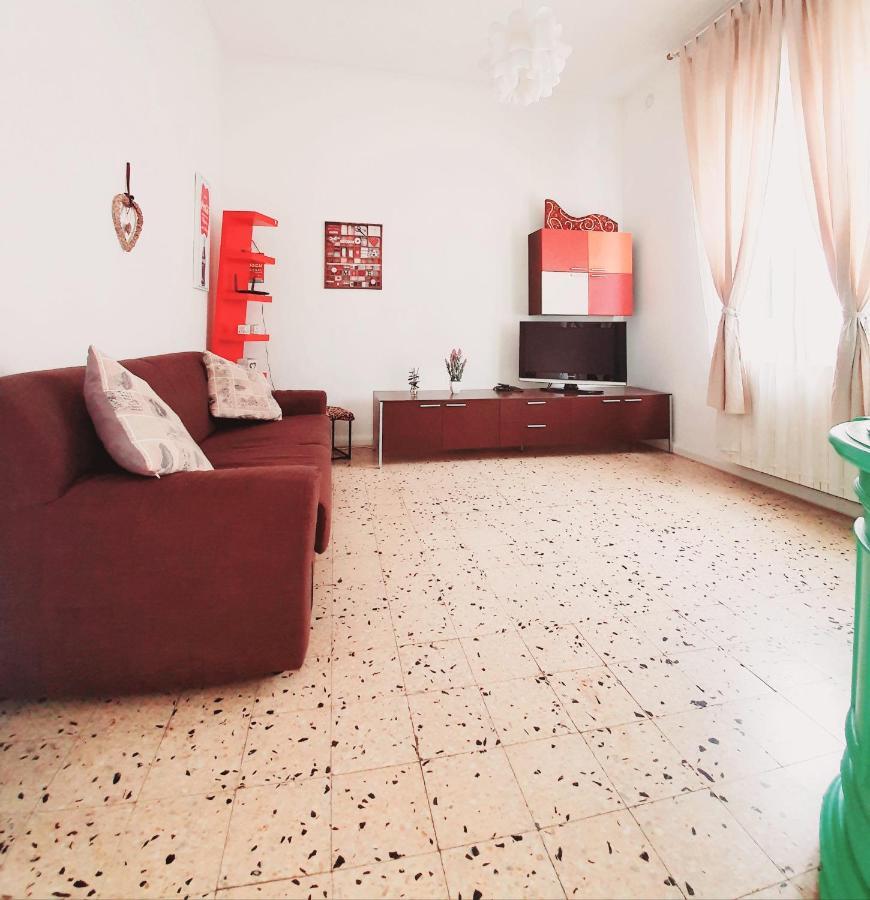 Accogliente Casa Indipendente Con Wi-Fi Gratuito, A Due Passi Dal Centro E Dalle Attrazioni Ravenna Exterior photo